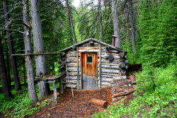 housebuiltfortwo:  44. Uninhabited old mining cabin high up in