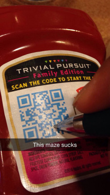 funniestpicturesdaily:  This maze sucks 