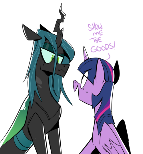 pone-alone:cassettepony:twilight and her evil bug wife @cadenceconfessions@chrysaliswife