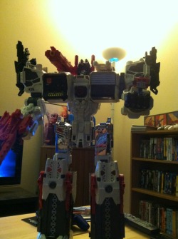 Metroplex heeds the call of the last Prime.