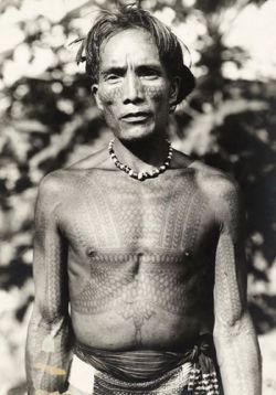 indigenouswisdom:Bontoc WarriorThe Igorot are a people native