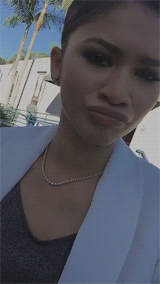 mrwrightii:  dayaholics:  Zendaya catches herself cursing in