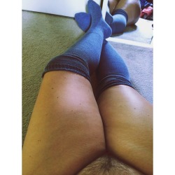 nowsthepast:  angelhafner:  “Your thighs are heavenly.”