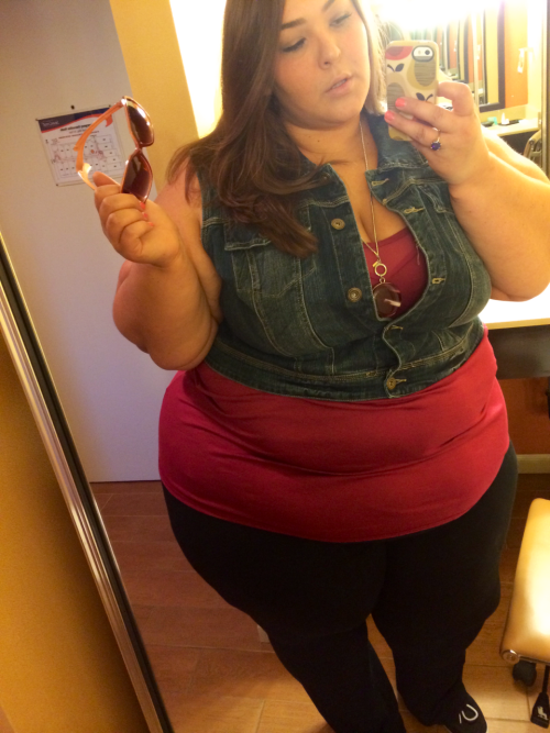 OOTD -my first! Vest, top, and necklace from Lane Bryant. Pants are from Old Navy. Shoes and sunglasses are Vans.