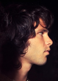 babeimgonnaleaveu:  Jim Morrison photographed by Chris Walter,