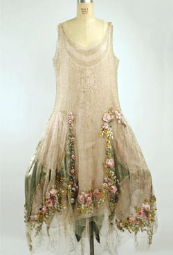 vintagegal: Boué Soeurs -Court presentation ensemble, 1928