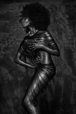 sonja1wanda:  Zumbali   Dark Goddess