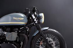 caferacerbursa:  A Bonneville custom from Bunker