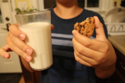 ya-feel:  cookies and milk feat. my friends hands 