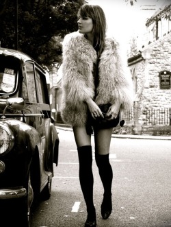 iloverunways:  Swinging London… 1965 