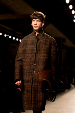 bottega veneta fw14 model? sartorialist