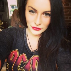 xtremeplaypen:  Yes I do actually listen to #acdc and don’t