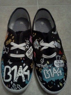 strawberrygom:  [B1A4] What’s Going On? ShoesBased on the B1A4’s