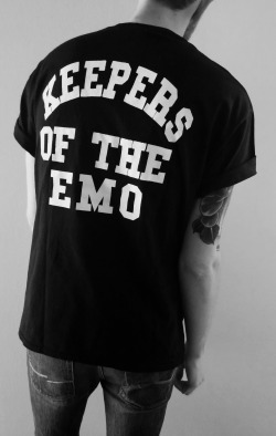 alwaysbeenthevillain:  alwaysbeenthevillain:keepers of the emo