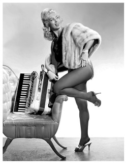 Lola Jay A unique performer who apart from being an exotic dancer, was also an accomplished musician and singer.. Later on, she&rsquo;d leave the accordion behind and dance under the name: &ldquo;Polly Anne&rdquo;..