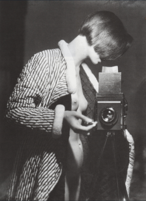 the-night-picture-collector: Marianne Breslauer, Self Portrait,