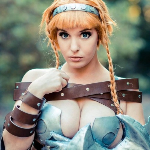 Source : http://sexykosplay.tumblr.com/