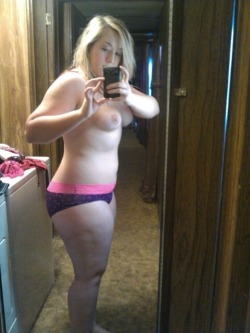 fat-village:  Real name: Michelle Looking for: Date/Sex Pictures: