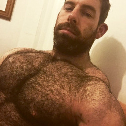 furonmuscle:  I think this one counts as “furry as fuck!”