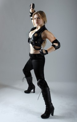 cosplayandgeekstuff:  Orlova Oksana (Russia) as Sonia Blade.