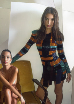 femmequeens:  Emily Ratajkowski in Balmain Fall/Winter 2015,