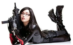 girlandguns:  Girl With Gun  follow me at : http://girlandguns.tumblr.com/