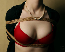 theropegeek:rope and photo by me