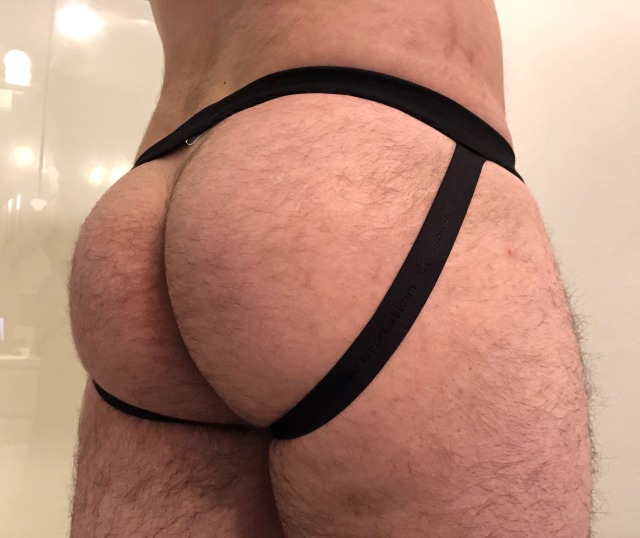 mikeonicc:New year, new butt pic