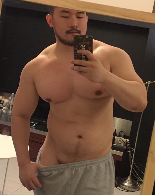 macho-xavier-xxx:
