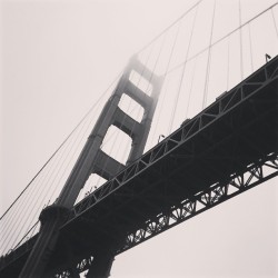 goldengatebridgepics:  #goldengatebridge #sf by brkdvsn http://bit.ly/14sz6DI
