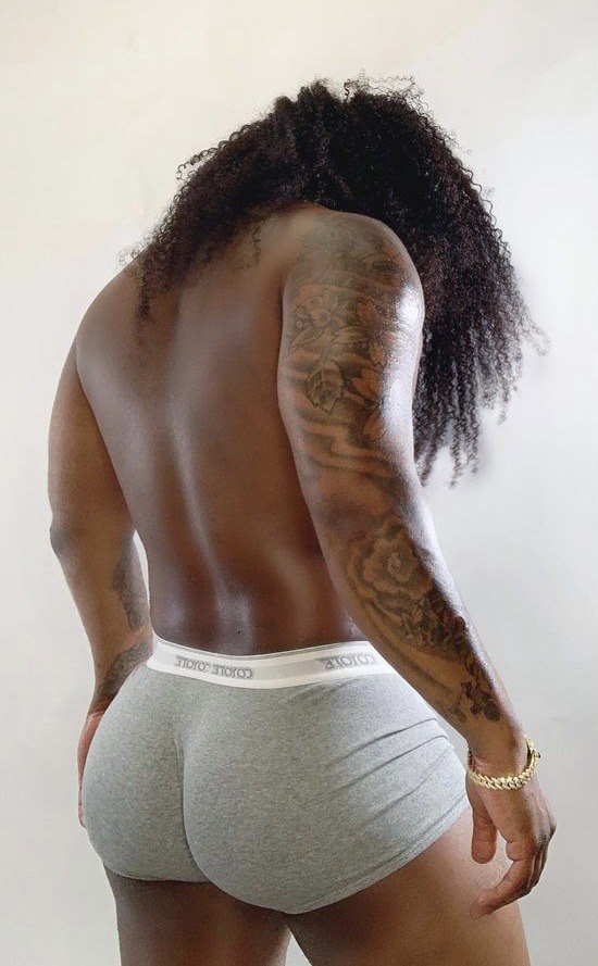 thickumsandthangs21:Bubble Butt￼￼