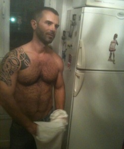 Follow my two hairy men blogs:http://sambrcln.tumblr.comhttp://hairysex.tumblr.com