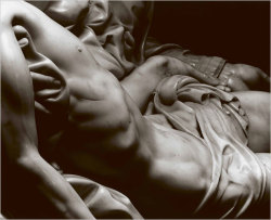 wirginity:Michelangelo Buonarroti’s The Pietà (1498–1499),