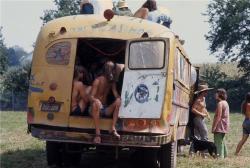 the60sbazaar:  An overcrowded hippie bus at Woodstock  