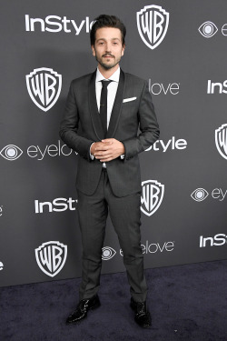 celebsofcolor:Diego Luna attends The 2017 InStyle and Warner