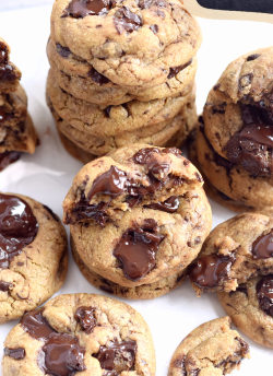 I don’t normally re-blog food, but wow, soft cookies…