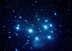 just–space:  Star cluster, Pleiades.  js