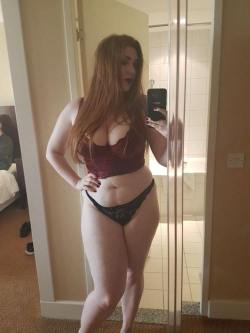 bellebuttonstuff:  Lingerie Chubby