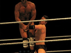 cm-hunk:  things I like about this picture:  the miz’s face