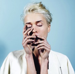 opaqueglitter:  Jana Wirth for S Magazine (Spring-Summer 2012)
