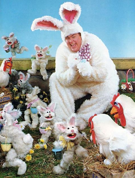 blondebrainpower:John Candy as the Easter Bunny in a photo spread
