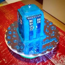 Tardis cake…