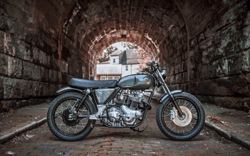 caferacerpasion:  Norton Commando Brat Style 1974 Â by GasBox | www.caferacerpasion.com