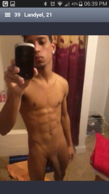betosbackalley:    Beto’s Cornerhttp://betosbackalley.tumblr.com