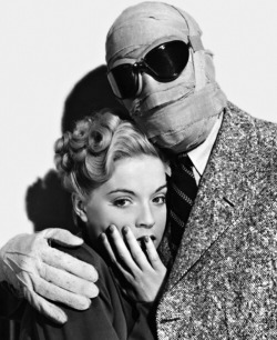 Nan Grey & Vincent Price - The Invisible Man Returns, 1940.