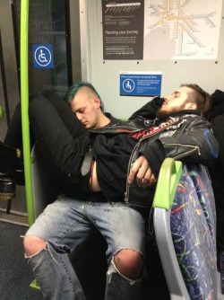   alantyson:  sweetappletea:  Punk’s not dead. Just exhausted.