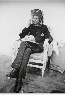 studyinrain:  Patti Smith photographed by Judy Linn, 1969 