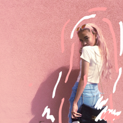 shittiestblogger:  i love pink walls