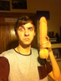mitchytumbles:  I order a dildo online cause why not? Then i
