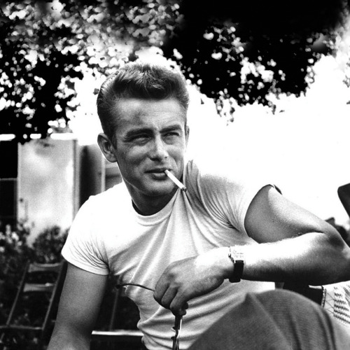 jamesdeaniseverything:James Dean.